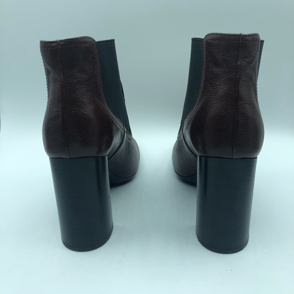 Tod’s Gomma Heel Block Heel Bootie - Picture 5 of 9